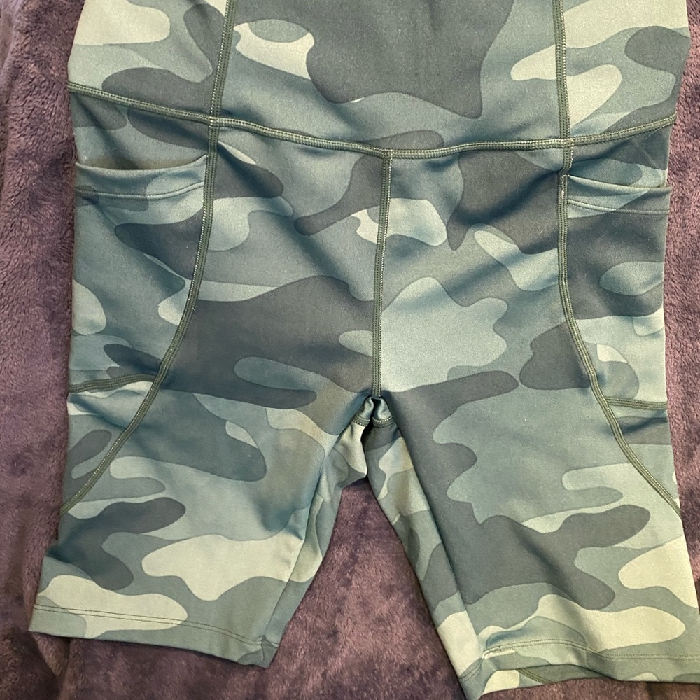 TKO shorts leggings with cheetah print size large